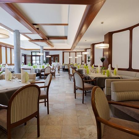 Gasthof-Restaurant Kollar Goebl ドイチュランツベルク エクステリア 写真