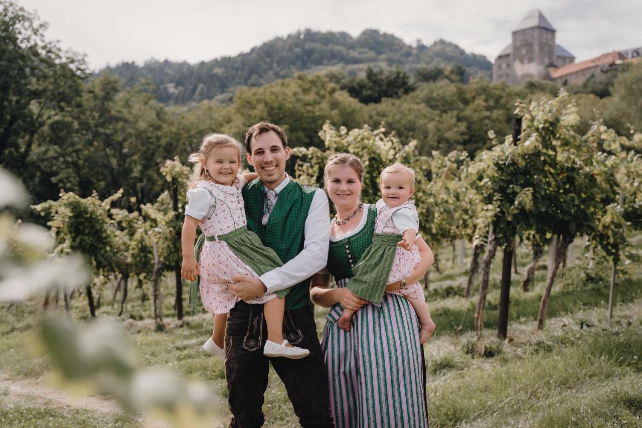 Gasthof-Restaurant Kollar Goebl ドイチュランツベルク エクステリア 写真